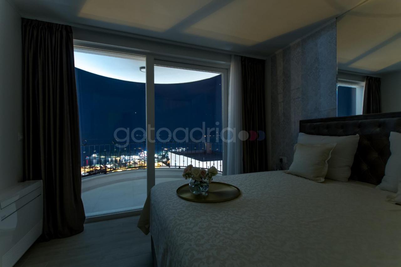 Villa Smaragd - Opal - Luxury Apt With Shared Pool And Private Hot Tub Макарська Екстер'єр фото